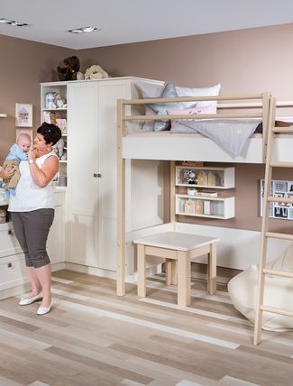 Jugendzimmer mit Hochbett