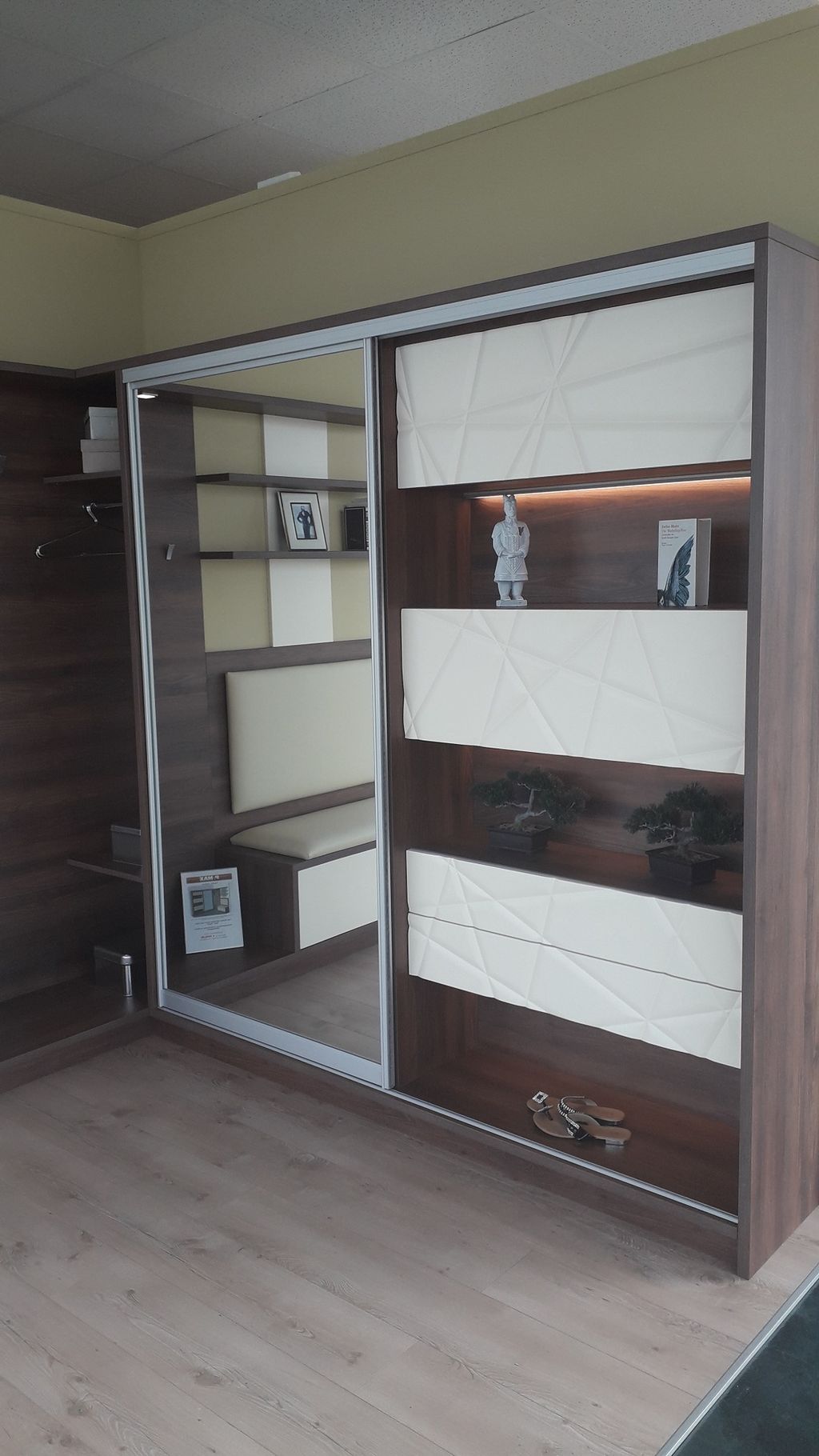 E-05 Vorzimmer