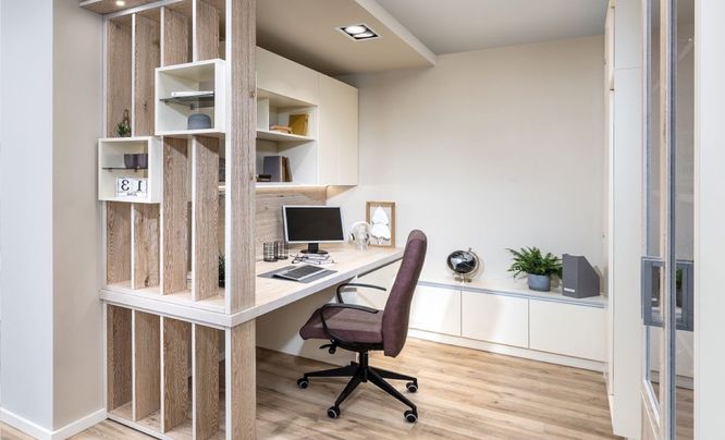 Büro nach Maß