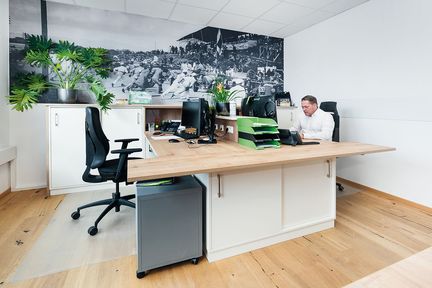 Büro