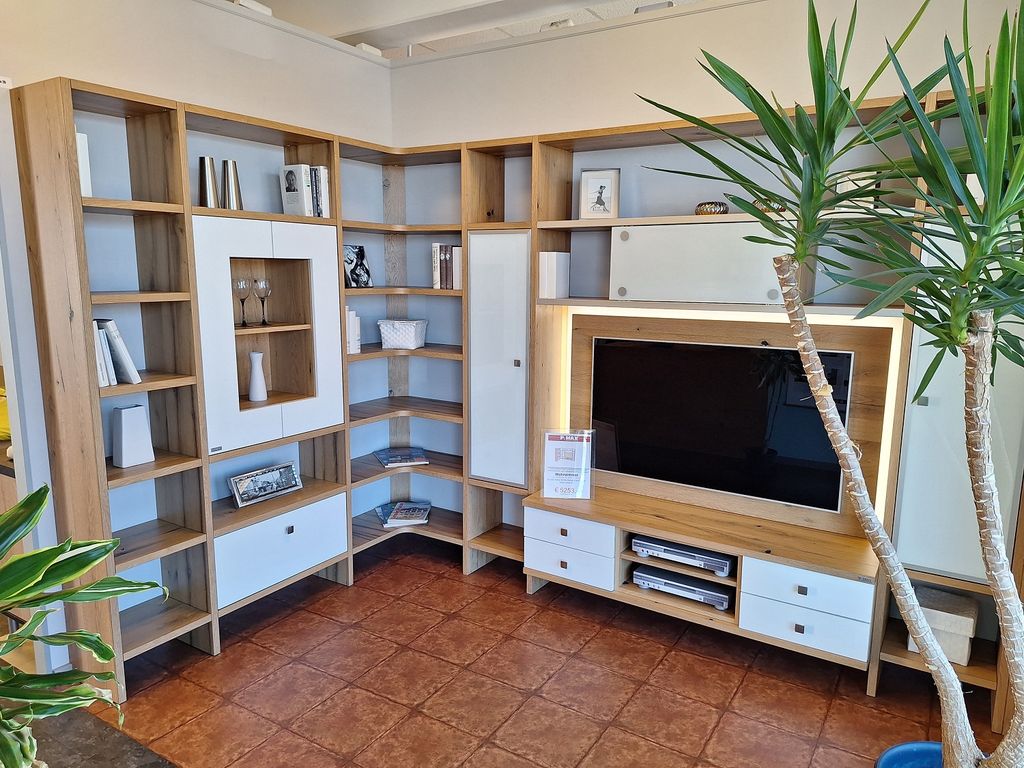 20 Wohnzimmer