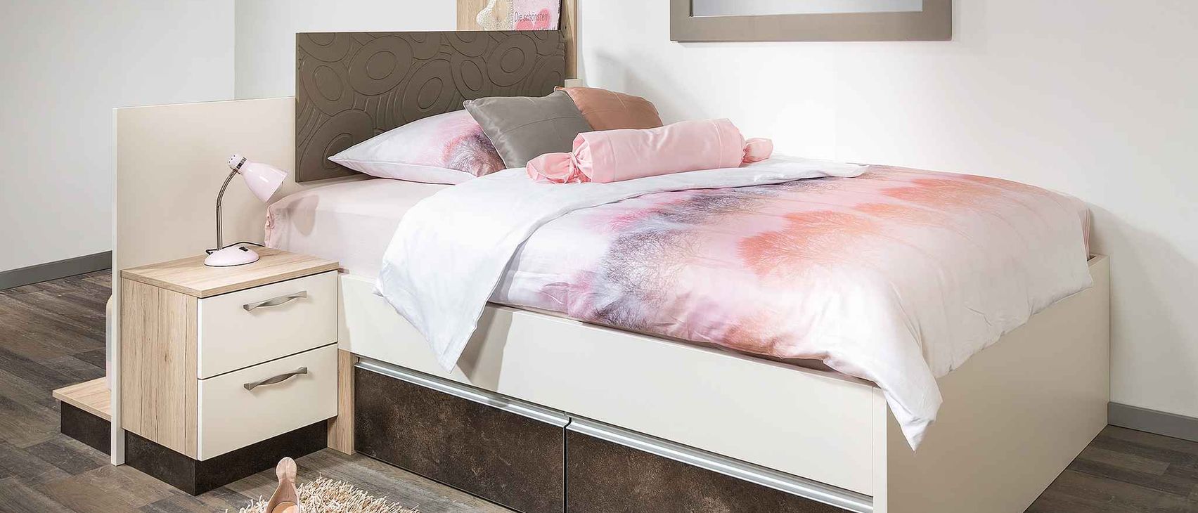 P.MAX Schlafzimmer Umbauliege.