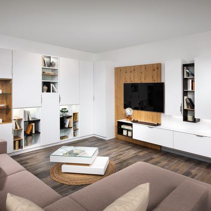 Wohnzimmer mit TV-Paneel