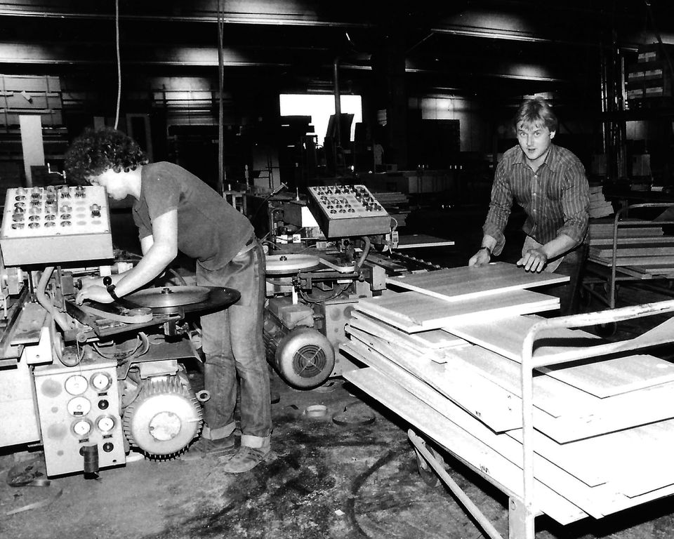 P.MAX Möbelproduktion in den 1970er Jahren.