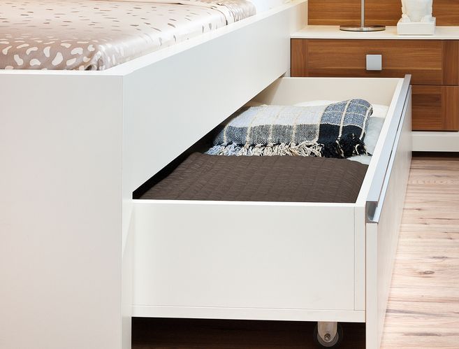 Schlafzimmer Laden und Auszüge.