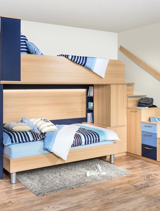 Jugendzimmer mit Hochbett