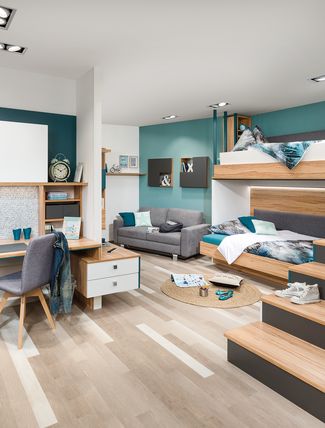 Jugendzimmer mit Schreibtisch