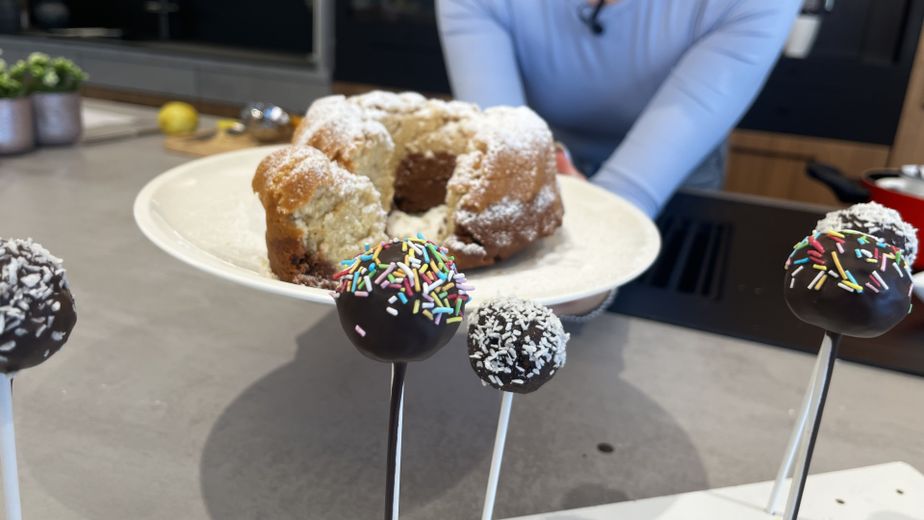 Schoko-Kugeln und Espresso-Schoko-Küchlein