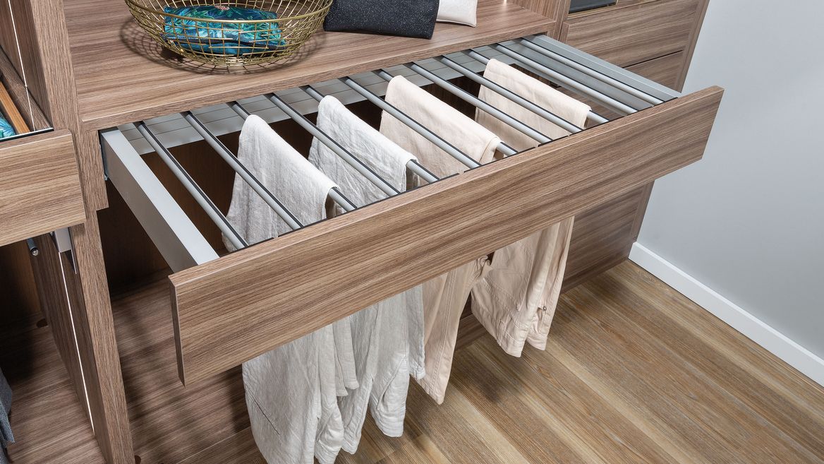 Begehbarer Kleiderschrank