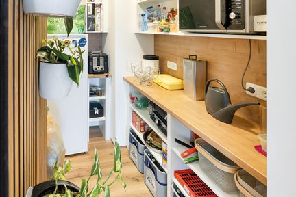 Steckdose und LED-Beleuchtung