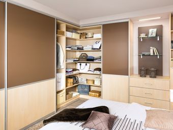 Eckschiebetürkasten