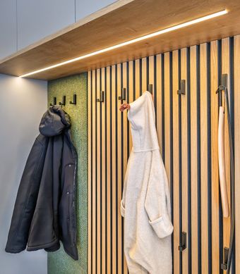 Integrierte LED Leuchte & Akustikpaneel
