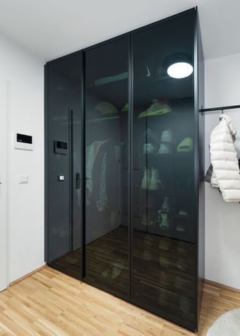 Moderne Glasfront