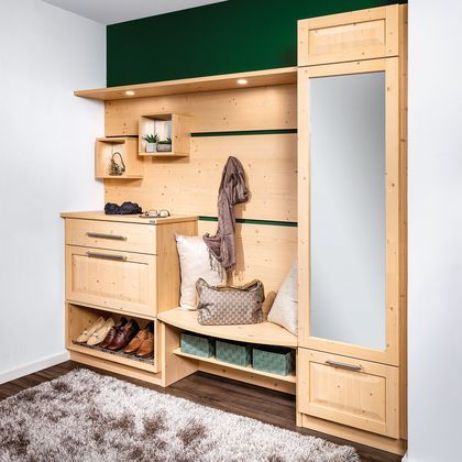 Vorzimmer aus Massivholz