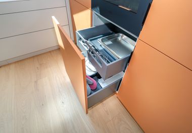 Frontauszug mit Innenlade