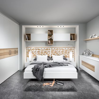 Schlafzimmer mit Kufenbett