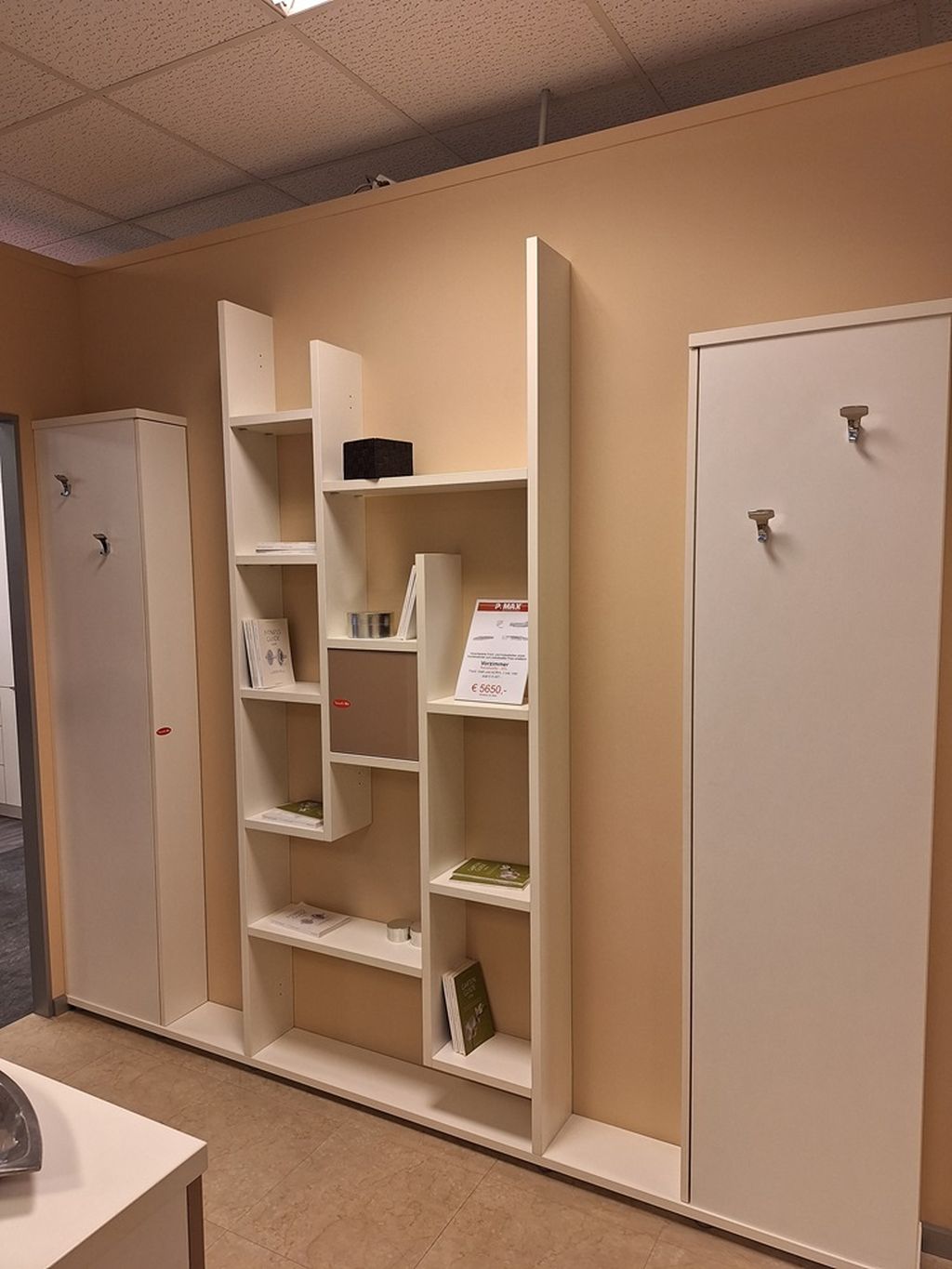 35 Vorzimmer