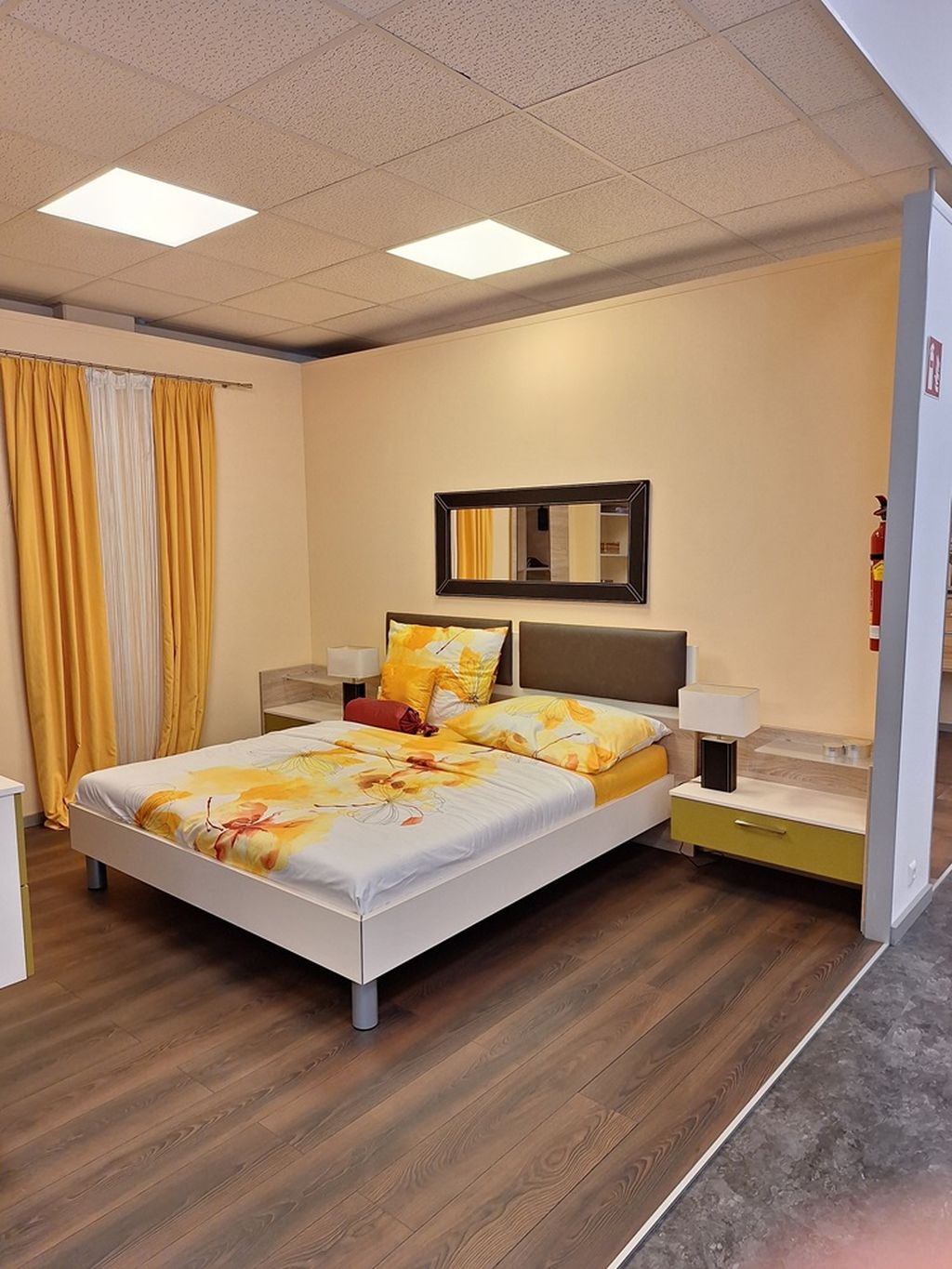 28 Schlafzimmer
