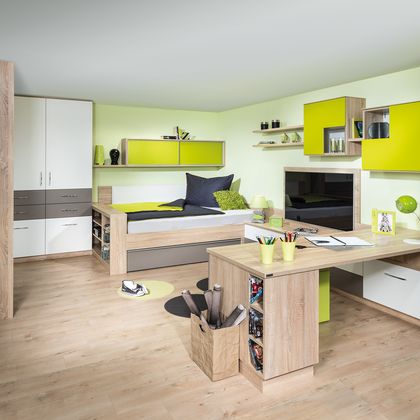 Jugendzimmer mit Umbauliege