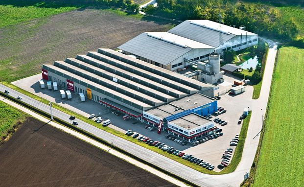 P.MAX® Möbelhaus: Zentrale in 2000 Stockerau