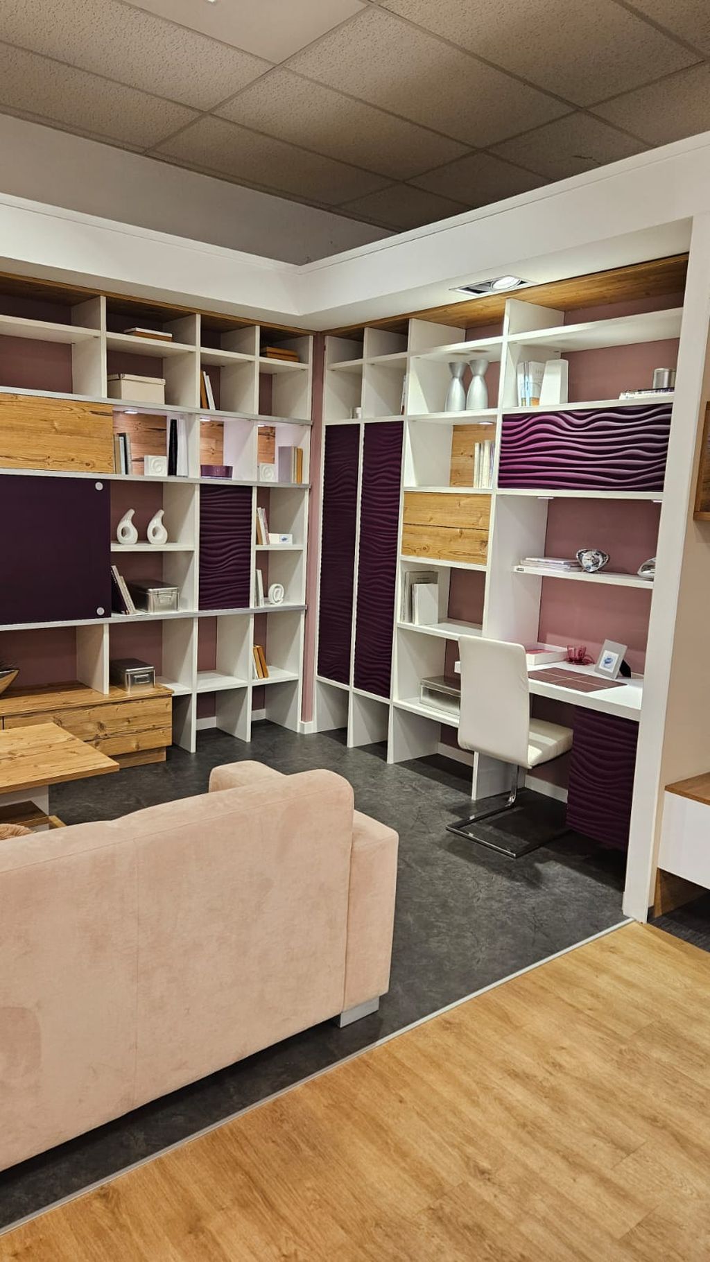 27 Wohnzimmer