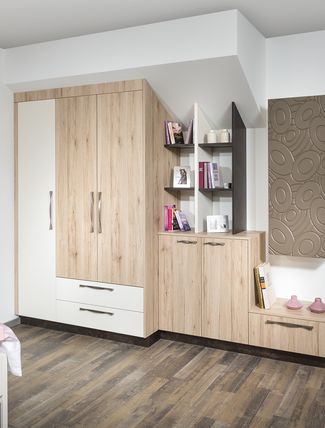 Dachschrägen-Schrank