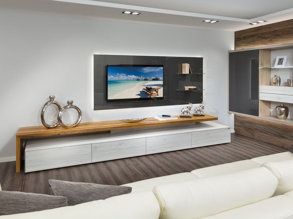 Anrichte mit TV-Paneel