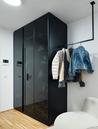 Glasfront Schrank