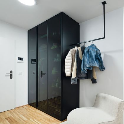 Glasfront Schrank